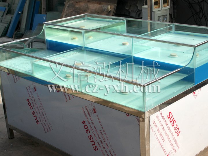 Supermarket fish tank